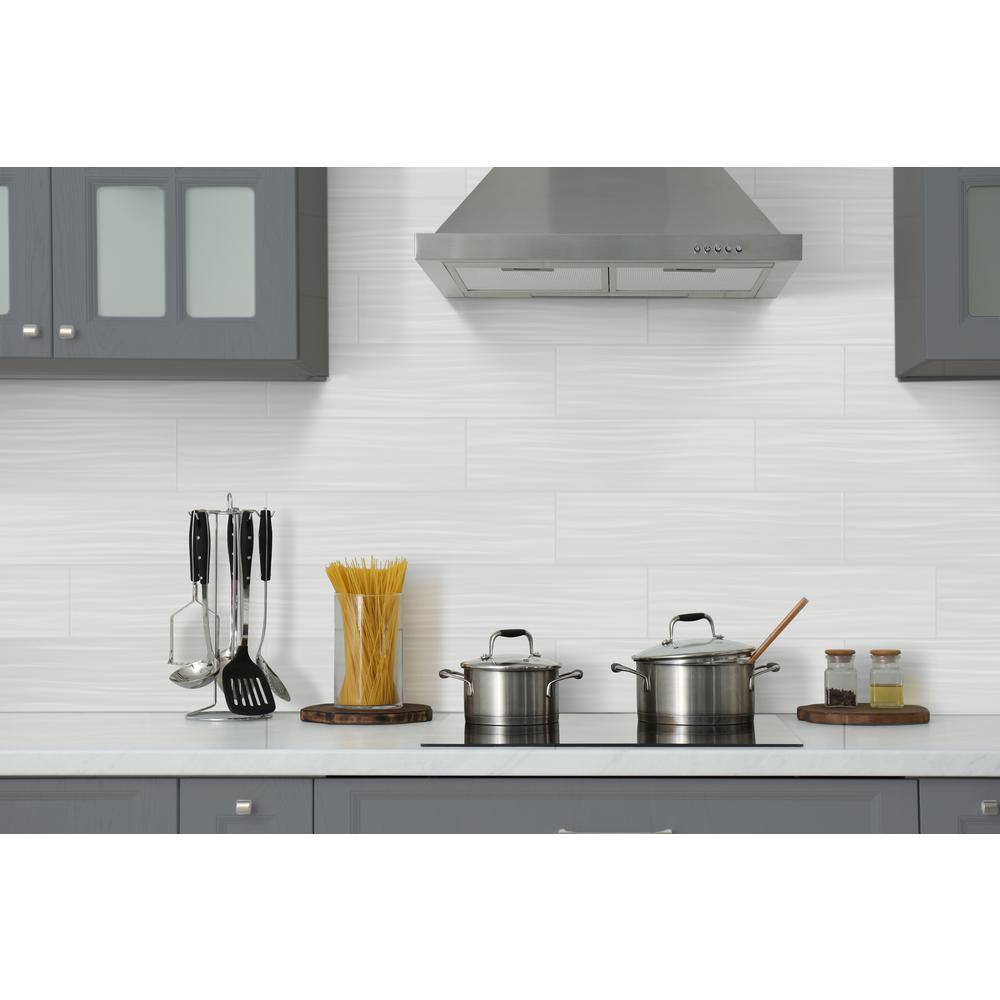Sapheda Riptide Satin 4x16 Subway Matte Ceramic Wall Tile, NHDSAPRIP4X16, 6.35mm, 40pcs, 49.6 lbs, 17.76sf, Retail: $2.67sf // $47.34 bx, FINAL PRICE: $1.29 + Tax