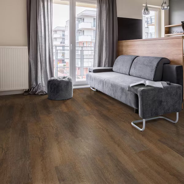 ** PALLET SALE: 53.88sf (3 bxs) @ $0.39/sf ** Sienna Elmhurst Oak 7x48 Laminate Flooring