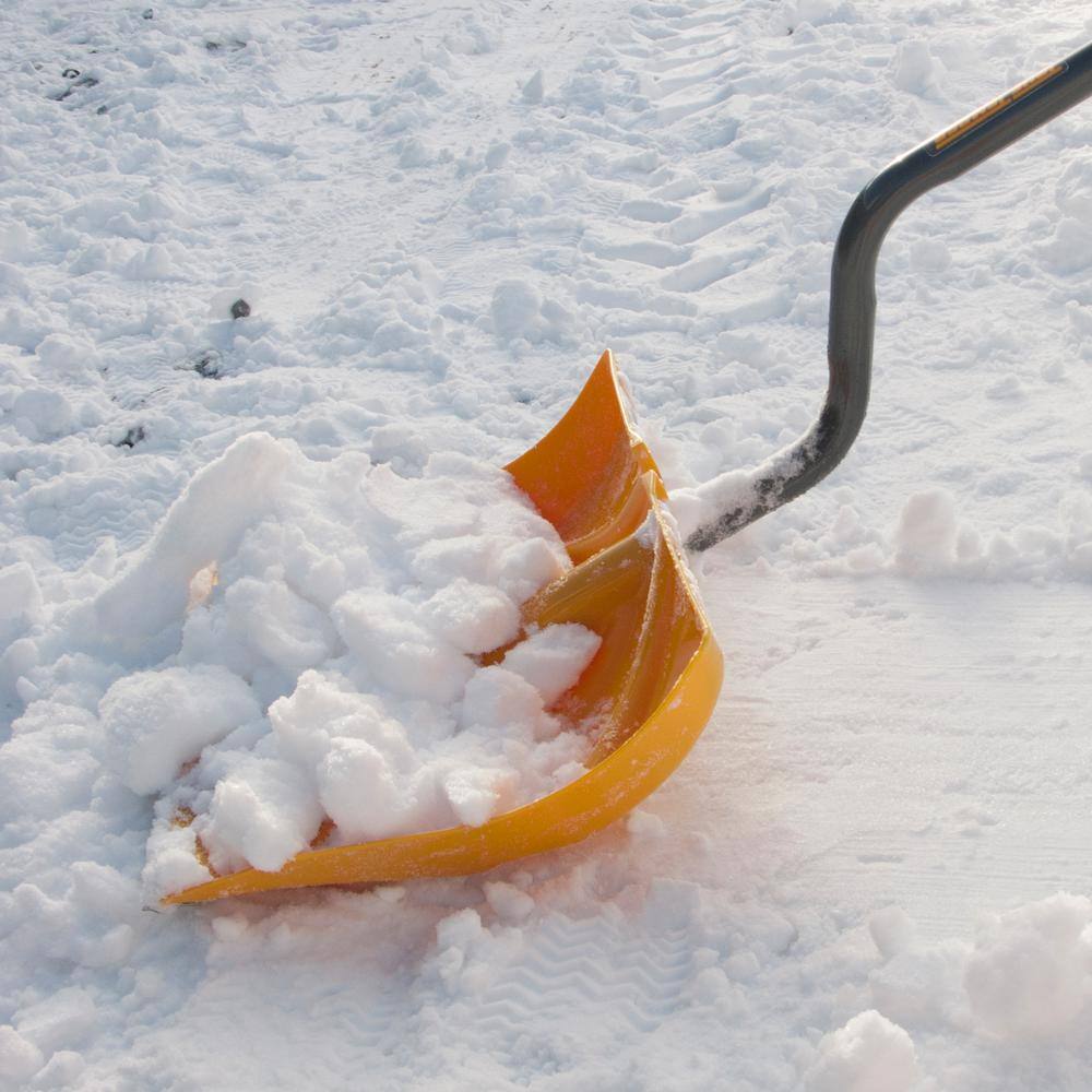 AMES True Temper Snow Shovel, [FB191]