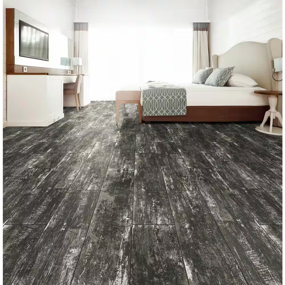 **PALLET SALE - 4 bxs + 3 pcs (62.02 sqft) @ $0.79/sqft** Vintage Silver 8x36 Matte Porcelain Wood Look Floor and Wall Tile, NVINSIL8X36, 10mm, 7pcs, 47.4 lbs, 14sf, Retail: $3.49/sf // $48.86/bx, FINAL PRICE: $0.99/sf, $10.55/bx + Tax