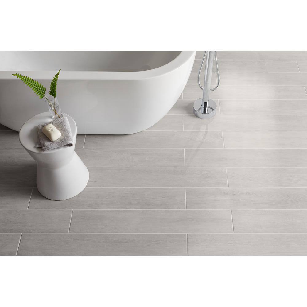 Woodcrest Blanco 6x36 Matte Porcelain Floor and Wall Tile, 9.7mm, 9pcs, 52 lbs, 13.5sf, Retail: $1.56/sf, FINAL PRICE: $0.99/sf, $13.37 + Tax